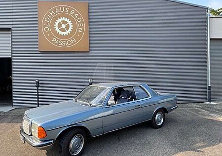 Mercedes-Benz CE 280 W123