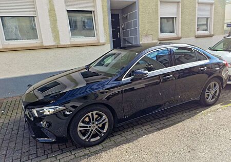 Mercedes-Benz A 220 4Matic 7G-DCT Edition 19