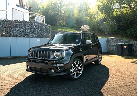 Jeep Renegade 1.6l MultiJet S, LED, 19", Navi CarPlay