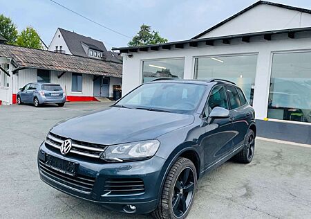 VW Touareg Volkswagen V6 TDI BMT/AHK/Xenon/Sauberen Zust/