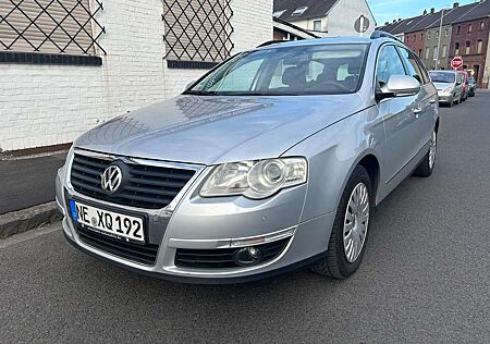 VW Passat Variant Volkswagen Diesel 2.0 TDI DPF Comfortline