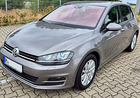 VW Golf Volkswagen 2.0 TDI BlueMotion Tech DSG Highline - *NAVI*TOP*