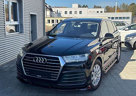 Audi Q7 3.0 TDI quattro S Line / 7-Sitze /