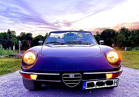 Alfa Romeo Spider 2000 VELOCE Fastback