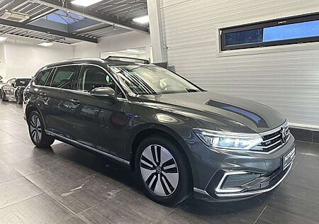 VW Passat Volkswagen Variant 1.4TSI Hybrid GTE|Pano|StHzg.|ACC