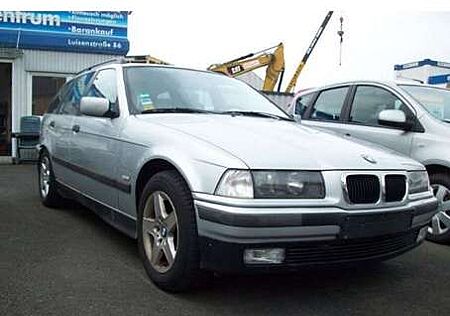 BMW 320i 320 touring