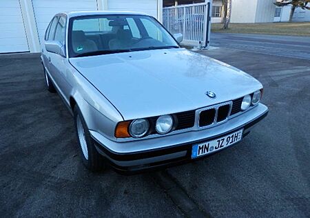 BMW 525i 525 24V