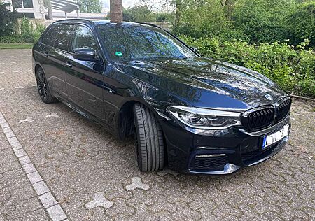 BMW 530 xDrive M-Paket Leder Pano 360 HeadUp UNFALLFREI