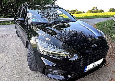 Ford Focus Turnier 1.5 EcoBoost Start-Stopp- ST-LINE
