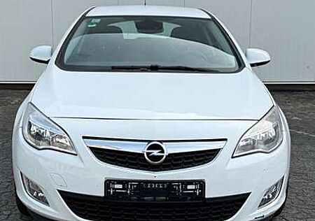 Opel Astra 1.7 CDTI DPF Edition