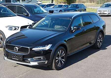 Volvo V90 Cross Country *B4*4x4*LEDER*AHK*360°*LED*H&K