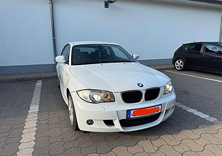 BMW 118 M-Sport/ TÜV NEU/Shzg