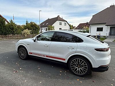 Porsche Cayenne E-Hybrid Coupe Tiptronic S Platinum Edition