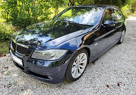 BMW 320d 320 DPF Aut. INDIVIDUAL erw. Lederpaket NAVI Prof