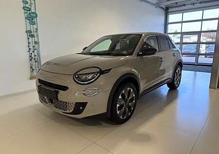 Fiat 600 La Prima Hybrid 1.2 T3 107 kW (145 PS) DCT Sie ...