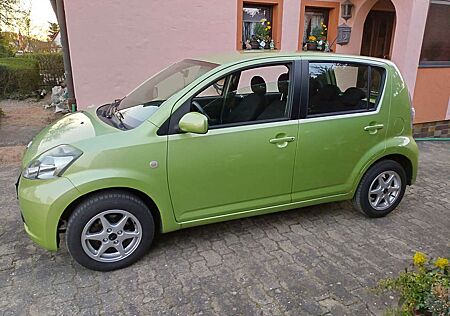 Daihatsu Sirion 1.0 *Klimaanlage* TÜV 12/2026