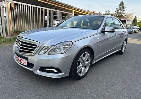 Mercedes-Benz E 200 Klasse Lim. CGI/avangarde/pano/tüv neu/gar