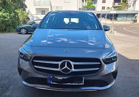 Mercedes-Benz B 200 4Matic 8G-DCT