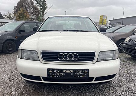Audi A4 1.6 wenig KM Liebhaber im gepfleg. Zustand HU neu