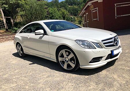 Mercedes-Benz E 350 Coupe 7G-TRONIC