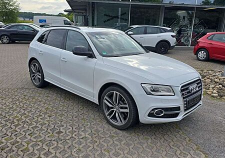 Audi SQ5 3.0 TDI qua. AHK Nav GRA Side Pano Cam