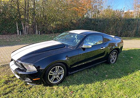 Ford Mustang Premium 4.0 V6 US Import mit DE Zulassung