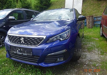 Peugeot 308 1,2+PureTech+130+GT+Line+Sondermodell