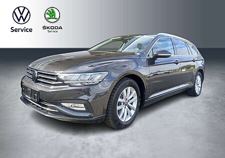 VW Passat Volkswagen Variant 2.0 TDI DSG Business AHK Navi ACC