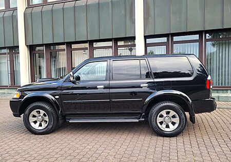 Mitsubishi Pajero Sport 2.5 TD Intense 1 Hd-DPF/Grüne Plakette -AHK 2.8