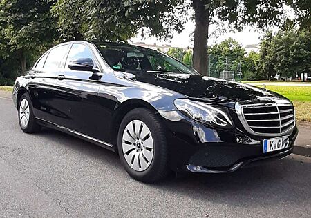 Mercedes-Benz E 220 d 9G-TRONIC