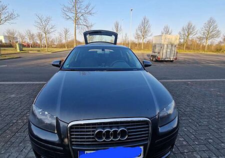 Audi A3 1.6 tiptronic Attraction