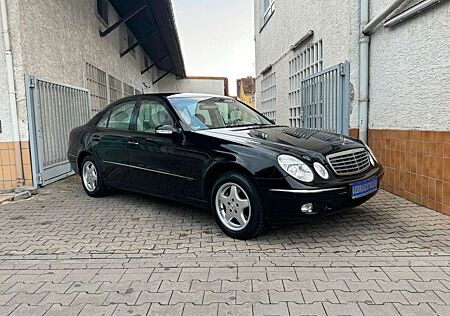 Mercedes-Benz E 200 Kompressor*Autom.*Bi-Xenon*PDC*Navi*1.Hand