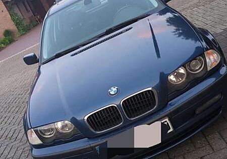 BMW 318i 318