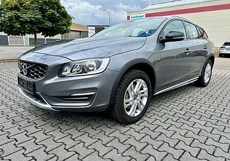 Volvo V60 CC V60 Cross Country D3 Momentum Aut.