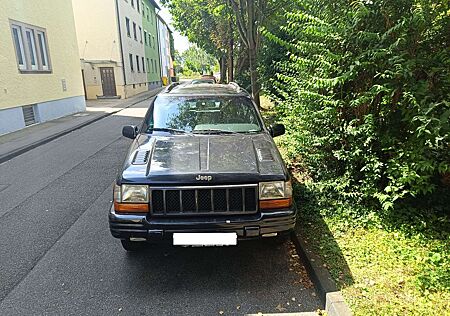 Jeep Grand Cherokee 5.9 Limited LX