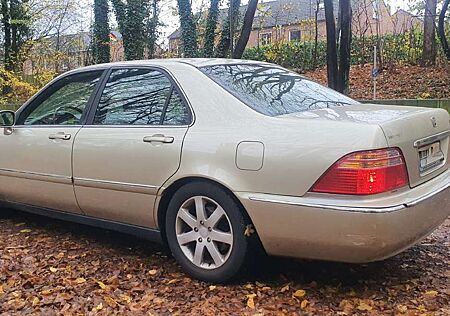 Honda Legend 3.5i V6 TÜV 2027
