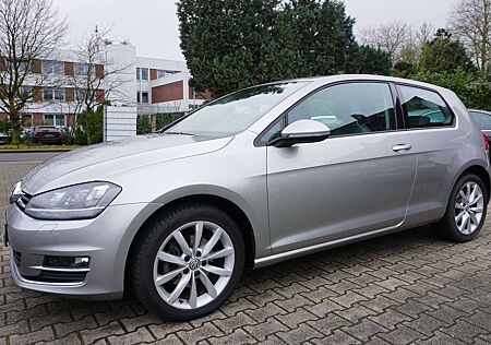 VW Golf Volkswagen Highline BMT /KLIMA/EURO5/NAVI/SCHECKHEFT/