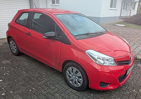 Toyota Yaris 1.0 VVT-iCool