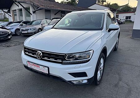 VW Tiguan Volkswagen Highline BMT/Start-Stopp 4Motion