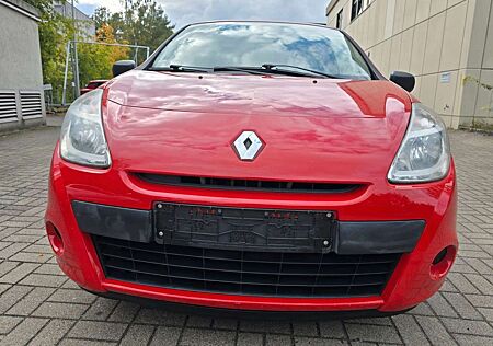 Renault Clio III YAHOO!