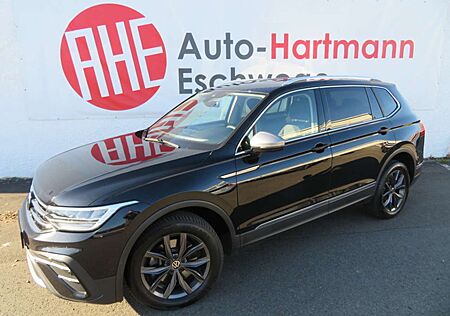 VW Tiguan Allspace Volkswagen 2.0 TDI Move 4M 7-Sitz Navi Ahk