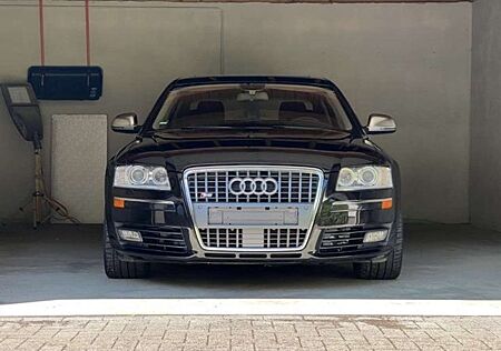 Audi A8 4.2 TDI DPF quattro Langversion