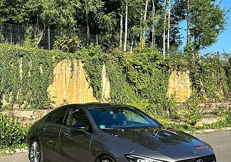 Mercedes-Benz CLA 180 AMG Line
