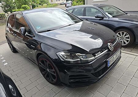 VW Golf Volkswagen GTD (BlueMotion Technology) DSG