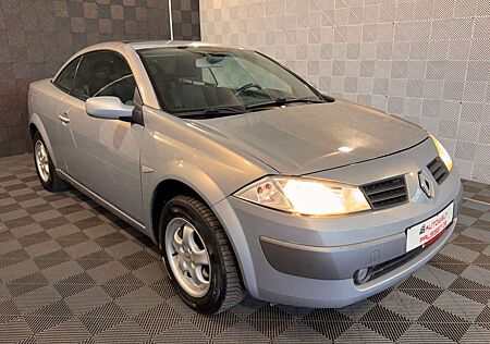 Renault Megane II Cabrio*DYNAMIQUE*KLIMAANLAGE-SERVO-CD