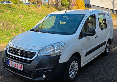 Peugeot Partner L2 Doppelkabine Komfort, NAVI,1HAND,KLIM