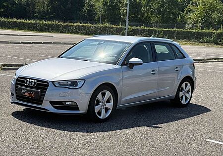 Audi A3 Sportback ultra* ACC* SHZ*XENON*2.Hand