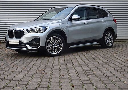 BMW X1 xDrive25e Sport Line Navi+ HuD ACC Kamera AHK