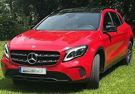 Mercedes-Benz GLA 200 7G-DCT