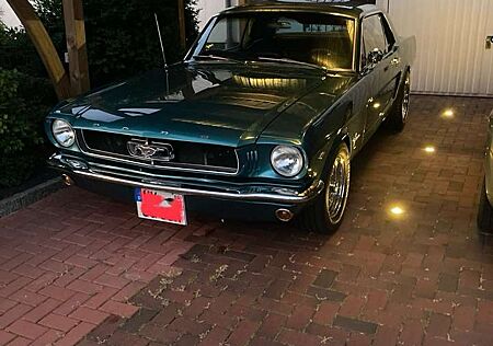 Ford Mustang Bj. 1965 / Handschalter